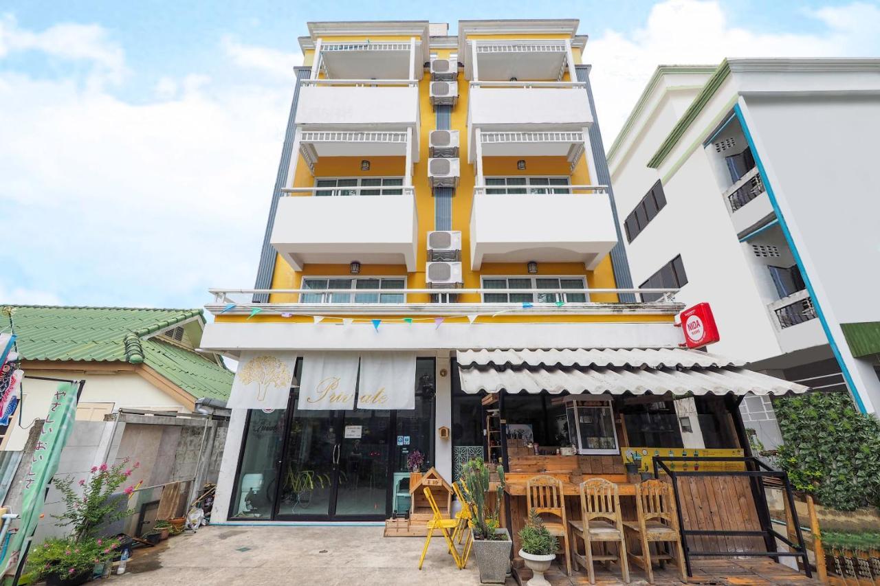 Oyo 983 The Private Hotel شيانغ ماي المظهر الخارجي الصورة