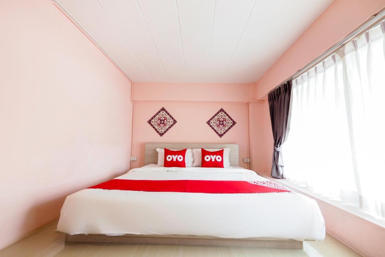 Oyo 983 The Private Hotel شيانغ ماي المظهر الخارجي الصورة